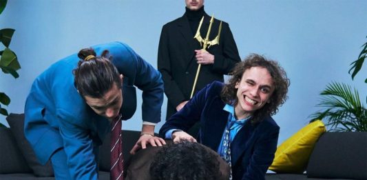 “La bomba intelligente”, il nuovo singolo dei Patagarri