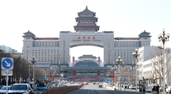 Cina: la Stazione ferroviaria di Pechino Ovest celebra 30 anni di attività (2)