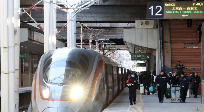 Cina: la Stazione ferroviaria di Pechino Ovest celebra 30 anni di attività (3)