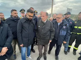 Sopralluogo di Schifani nel Messinese dopo il ciclone Harry “Non faremo mancare le risorse” / Video