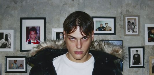 Kid Yugi, record di vendite per il nuovo album “Anche gli eroi muoiono” a una settimana dall’uscita