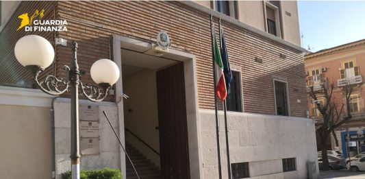 Foggia, smantellato un sistema di evasione e autoriciclaggio con criptovalute