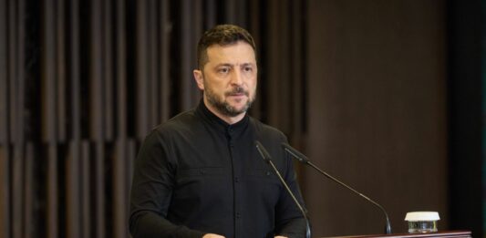 Ucraina, Zelensky “Al lavoro per ripristinare le infrastrutture colpite”