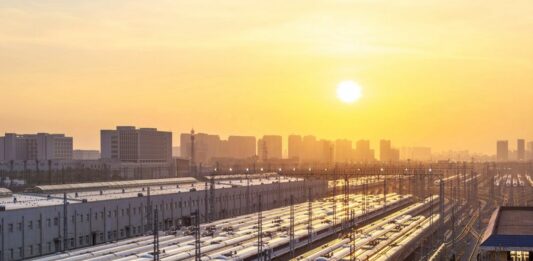 Cina, al via l’esodo del Capodanno lunare 2026