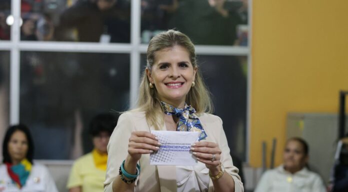 Costa Rica, la conservatrice Laura Fernandez vince le presidenziali