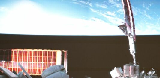 Cina, tre mesi in orbita per la navicella Shenzou-21. Proseguono esperimenti