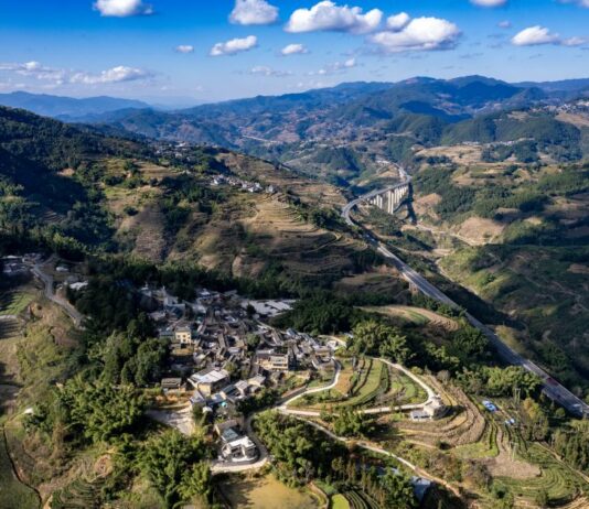 Cina, pubblicato il piano di rilancio per le aree rurali