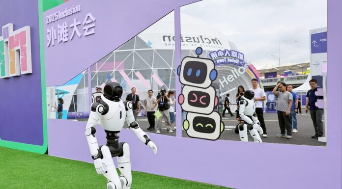 Shangai, obiettivo di crescita al 5% nel 2026