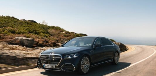 Nuova Mercedes-Benz Classe S, fino a quattro versioni per l’ammiraglia
