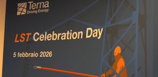 Terna, entrano in servizio 40 nuovi operatori per Lavori Sotto Tensione