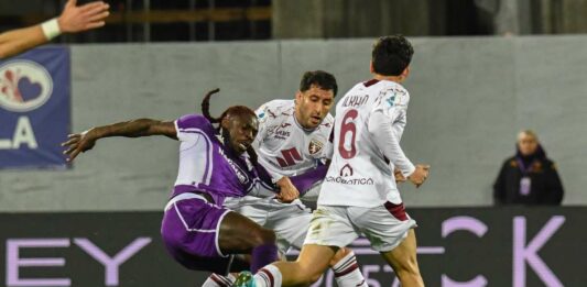Maripan gela la Fiorentina, il Toro pareggia 2-2 in extremis