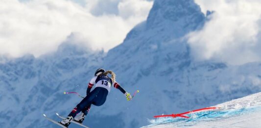Terzo intervento chirurgico per Lindsey Vonn “Sto facendo progressi”