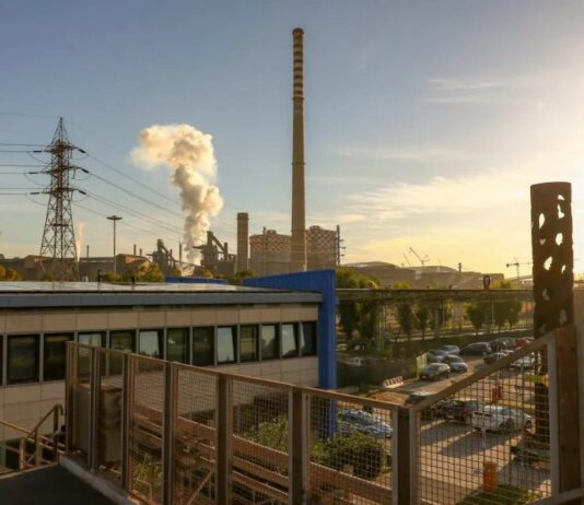 Commissione Ue approva il prestito ponte da 390 mln per ex Ilva