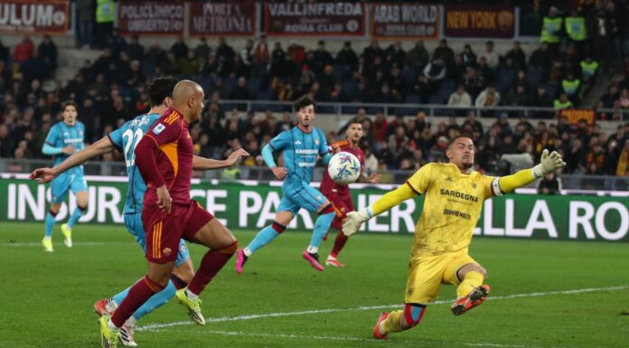 La Roma piega il Cagliari: doppietta di Malen e Juve agganciata