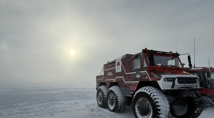 Antartide, un veicolo speciale cinese percorre 10 mila chilometri