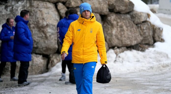 Milano-Cortina, escluso l’ucraino Heraskevych per il caso del casco commemorativo