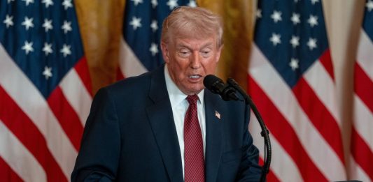 Trump “Dai membri del Board of Peace oltre 5 miliardi per Gaza”