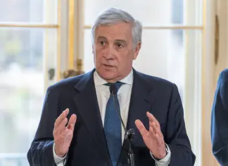 Tajani “Rimaniamo nelle basi Nato per rispettare gli impegni presi. Hormuz? Credo debba prevalere la linea della diplomazia” / Video