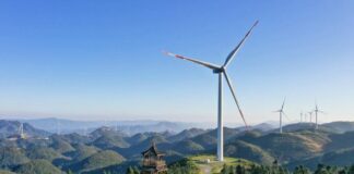 Cina, il 22% della produzione totale di elettricità da eolico e solare