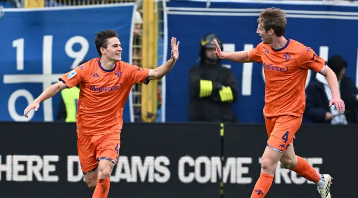 Sorpresa e punti salvezza sul lago, la Fiorentina vince 2-1 a Como