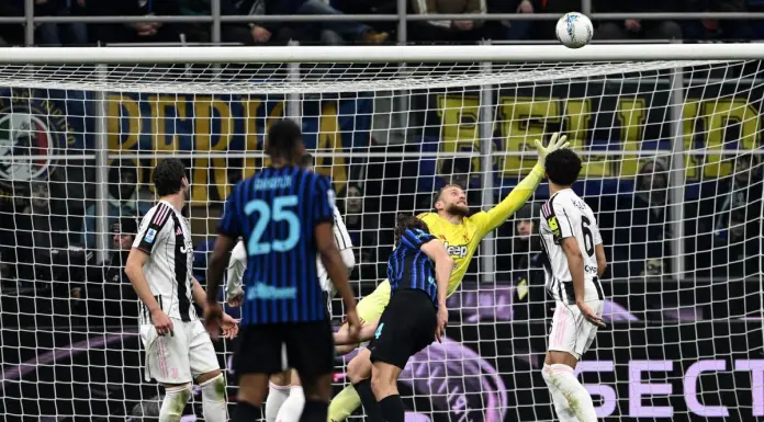 L’Inter piega 3-2 la Juve e prova la fuga in vetta