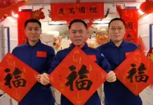 Cina, il Capodanno si festeggia anche a 400 chilometri di distanza dalla terra