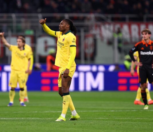 Leao risponde a Nico Paz, il recupero Milan-Como finisce 1-1