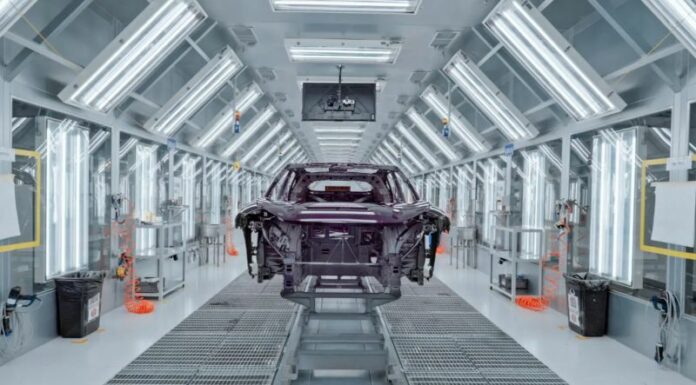 Cina, la gran parte delle aziende manifatturiere ha adottato sistemi digitali