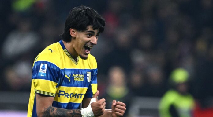 Tonfo Milan a San Siro: il Parma passa con Troilo, Inter a +10