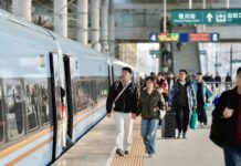 Cina, 121 mln di tratte percorse in treno durante la Festa di primavera