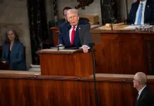 Trump, lungo discorso sullo Stato dell’Unione “Il nostro Paese è tornato”