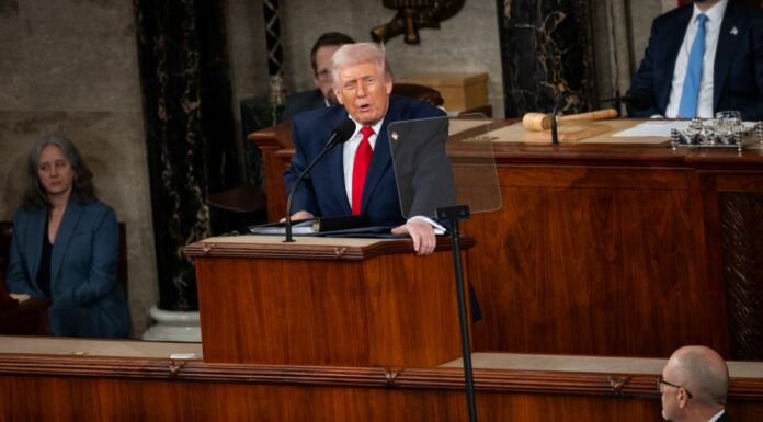 Trump, lungo discorso sullo Stato dell’Unione “Il nostro Paese è tornato”