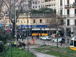 Due vittime e una quarantina di feriti il bilancio del tram deragliato a Milano