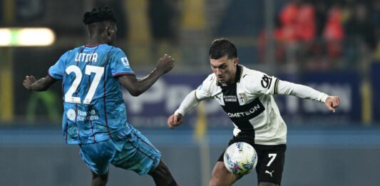 Parma-Cagliari 1-1, a Folorunsho risponde Oristanio