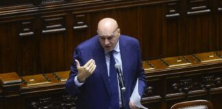 Iran, Crosetto “Dialogo continuo per evitare ogni spiralizzazione del conflitto”