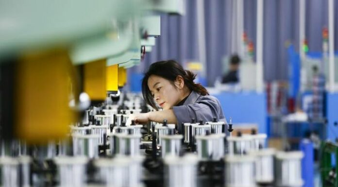 Cina, media di 26.000 nuove imprese al giorno nel 2025