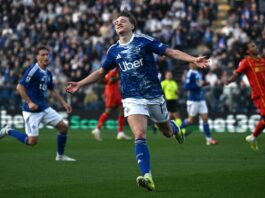 Il Como non si ferma, va sotto e poi rimonta il Lecce: finisce 3-1 al Sinigaglia