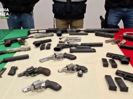 Nuovo sequestro di armi ed esplosivi nella piana di Gioia Tauro, due arresti / Video