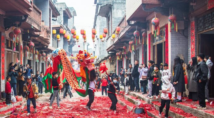 Cina: aumento di visitatori nelle città per la Festa di primavera (2)