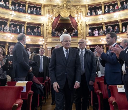Mattarella al Teatro Massimo di Palermo per la Giornata dell’Orgoglio dell’appartenenza all’avvocatura e dei giovani / Video