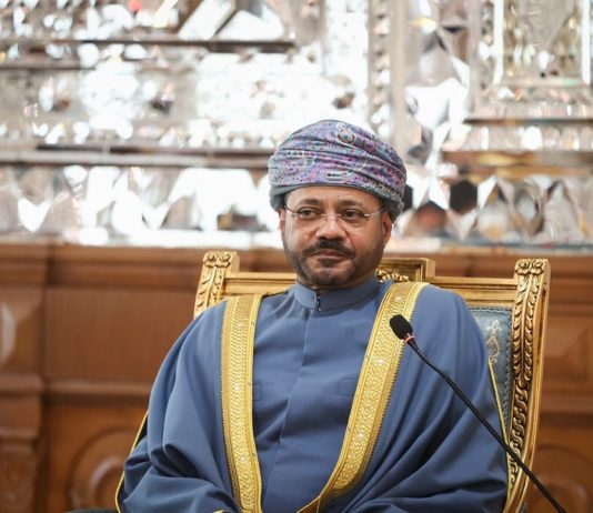 Negoziati Iran-Stati Uniti, oggi il ministro degli esteri dell’Oman a Washington per incontrare Vance