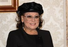 E’ morta l’attrice e cantante Angela Luce, il cordoglio di Fico “Ha rappresentato la tradizione partenopea”