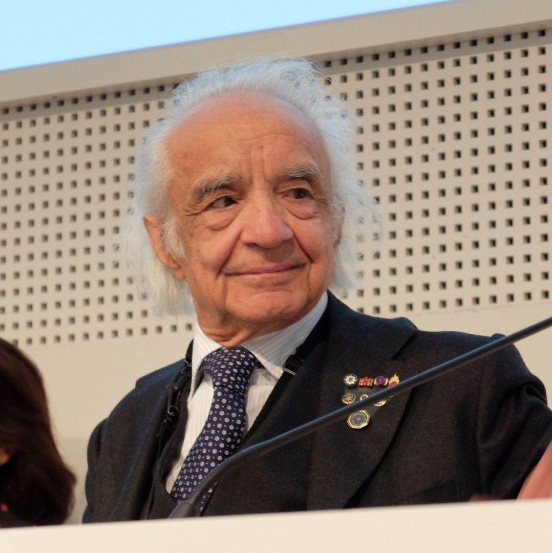 È morto il fisico e divulgatore scientifico Antonino Zichichi