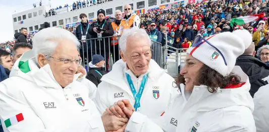 Federica Brignone da leggenda, è medaglia d’oro in Super-G sotto gli occhi di Mattarella / Video