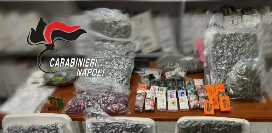Napoli, blitz a Brusciano: sequestrati proiettili e 21kg di droga