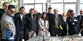 Liguria, Bucci e Giampedrone alla centrale “Eugenio Montale” per l’avvio della demolizione della ciminiera