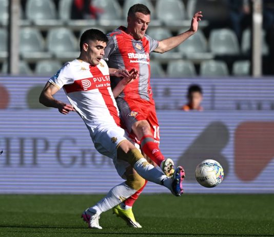 Cremonese e Genoa muovono la classifica, 0-0 allo Zini