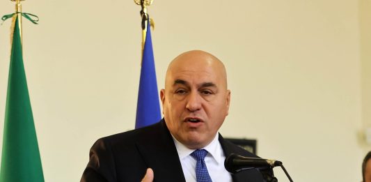 Crosetto “Il sistema Paese operi in stretta sinergia e con rapidità”