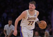 Ai Lakers il derby coi Clippers, agli Hornets non basta Knueppel: il recap Nba