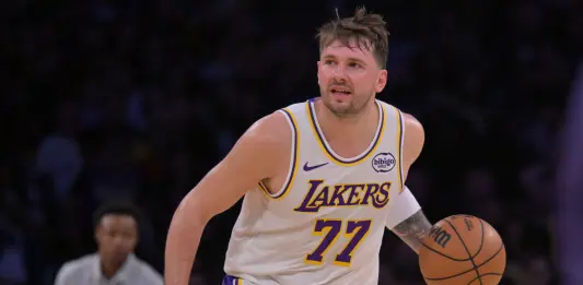 Ai Lakers il derby coi Clippers, agli Hornets non basta Knueppel: il recap Nba